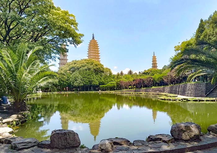 大理與山地風景